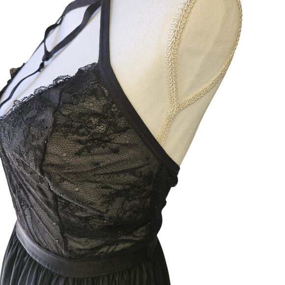 Torrid Black Lace Lingerie Nighty With Matching Bottoms Size 2 - Picture 3 of 5